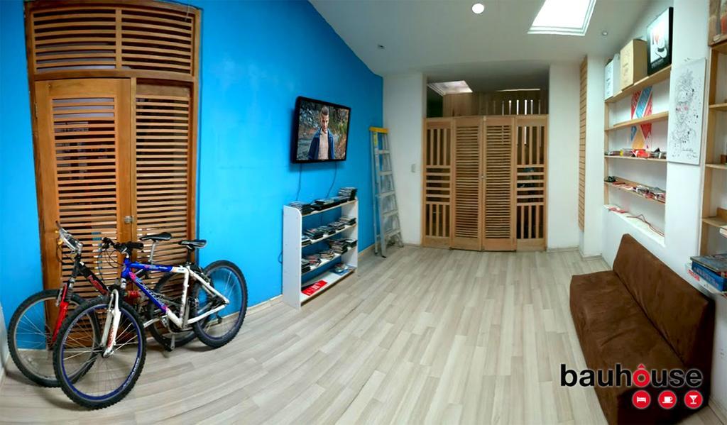Bauhouse Backpacker Hostel Cuenca Eksteriør billede